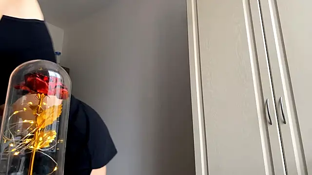 Онлайн чат XXX EmilyHein