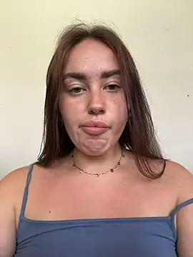 KiraSunshine Adlı Modelin Web Kamerası Şovu