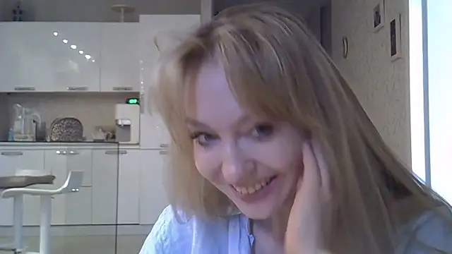 ZarinaSwift élő XXX-chatje