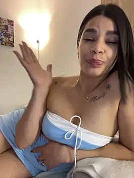 Czat XXX na żywo – Leah_Honey26