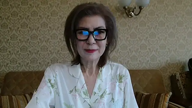 Elegant00Lady Webcam show