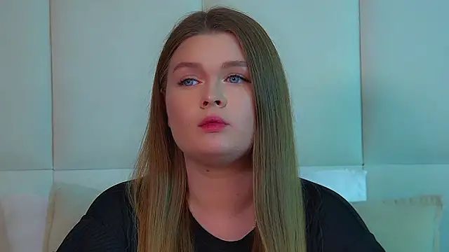 CrystalLyons élő XXX-chatje