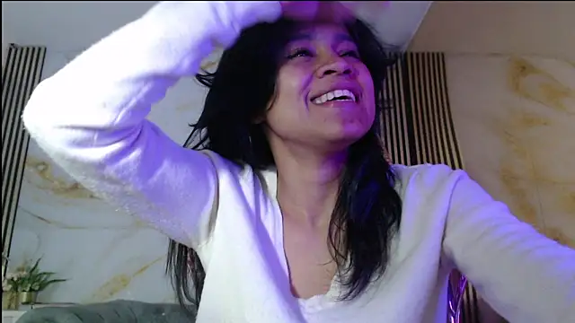 catalina5_s' Live XXX Chat