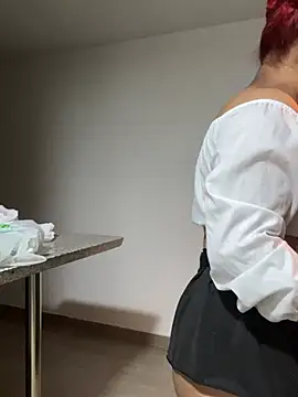 pamela_doll3 élő XXX-chatje