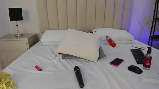 LilithHarperr_のライブXXXチャット