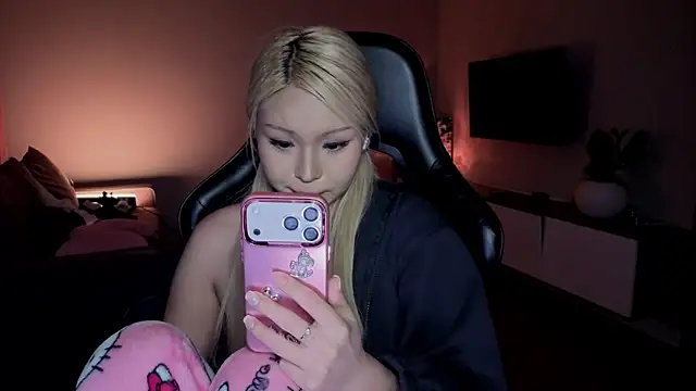 RileyMee Live XXX-chat