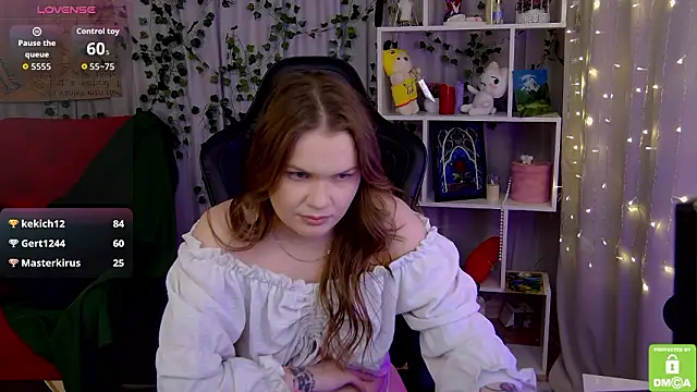 XXX chat uživo modela Kate_mermaid