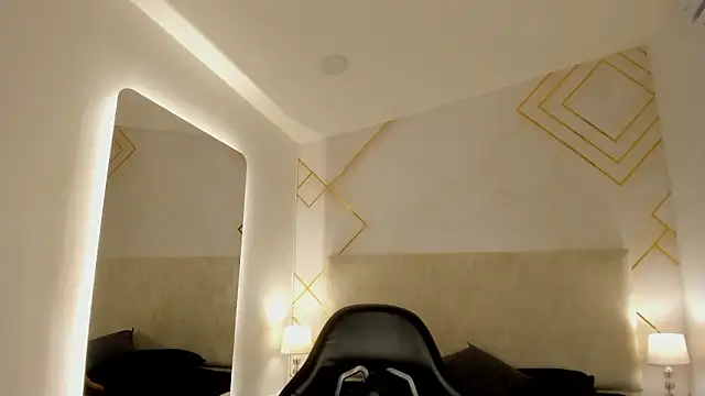 Chat XXX en directo de Nioki_