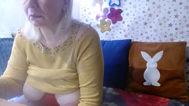 QueenLana – Kamerová šou