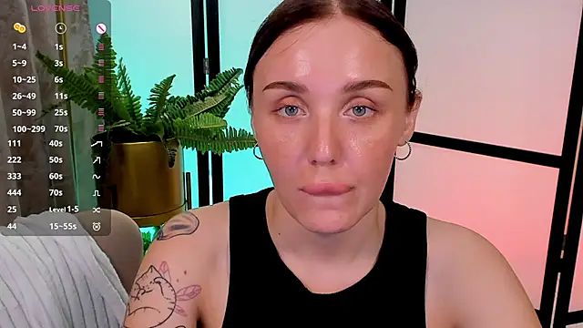 LianaFord Chat XXX live