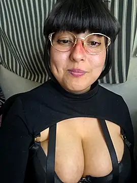 Chat +18 de DerryGalletita ao vivo