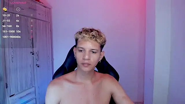 Živý XXX chat tylernova