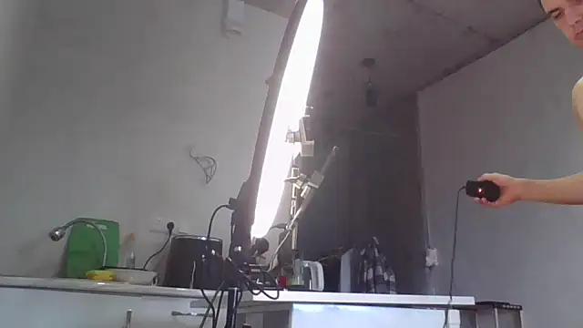 Pokazy przed kamerką – Denis_sport