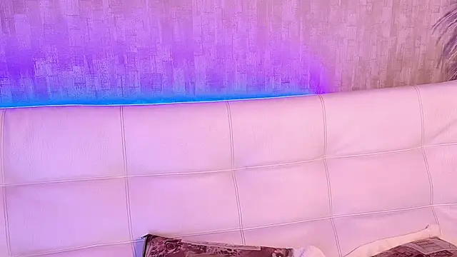 Chat +18 de pixy_20 ao vivo