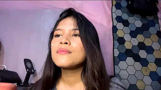 CharlaKitto Chat XXX in diretta