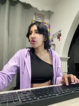 Violet_rousse7's Webcam Show