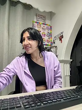 Violet_rousse7 Chat XXX in diretta