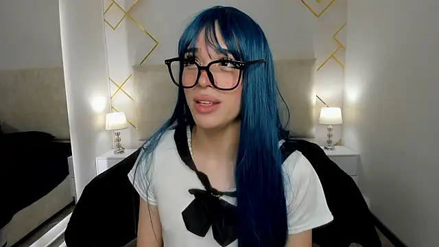 Nioki_: διαδικτυακό σόου στην κάμερα