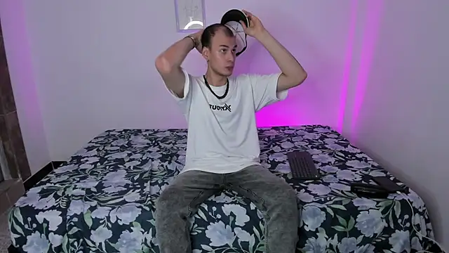 Vlad__night: απευθείας συνομιλία ΧΧΧ