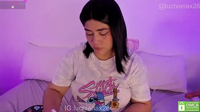 Chat XXX en directo de lucy26_