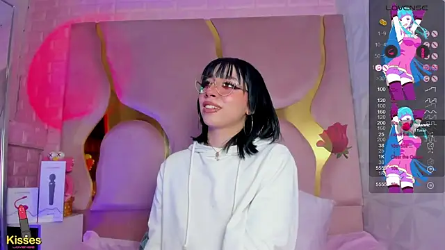 Chatroom XXX en direct de NaniiSisy