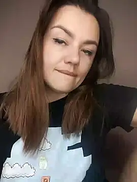 Chatroom XXX en direct de KrissSexi