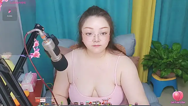 Chat +18 de AngelwithEcup ao vivo