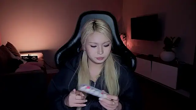 Chat XXX en directo de RileyMee