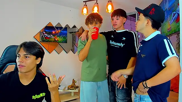 Houseofwarrios Chat XXX in diretta