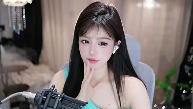 Cecily 在線直播表演