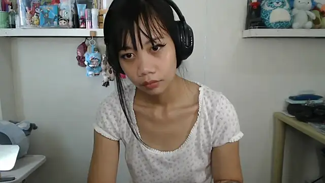 GloryKulikowski: διαδικτυακό σόου στην κάμερα