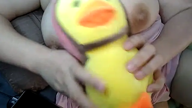 Chat +18 de AngelwithEcup ao vivo