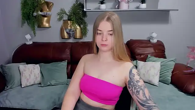 Živý XXX chat SirenaDoll