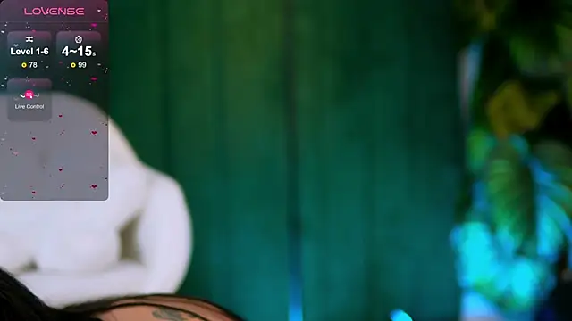 IrisNightshade 即時 XXX 聊天