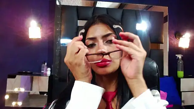 EMYCLARK01's Live XXX Chat