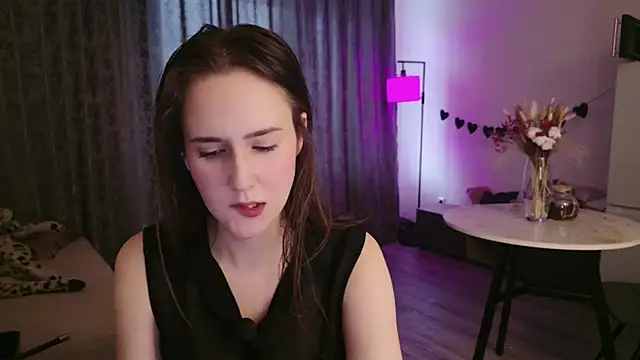 LucyRose3's Live XXX Chat