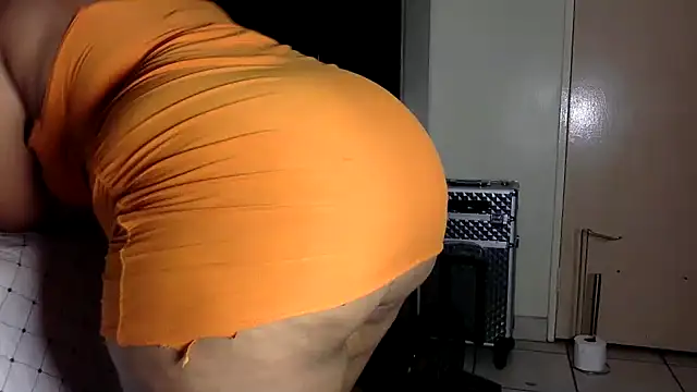 Judylicius Chat XXX live