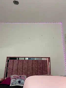 shagi_'s Live XXX Chat