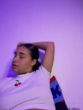 XXX chat uživo modela I_Samanthaa