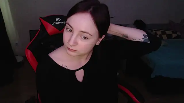 Laralianna 即時 XXX 聊天