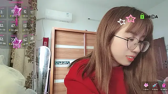 Lili_666 Adlı Modelin Canlı XXX Sohbeti