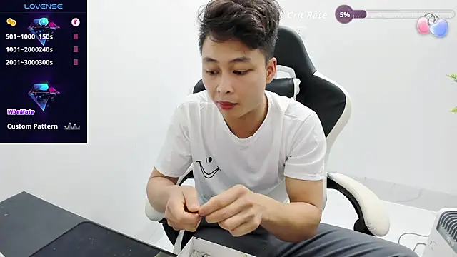 X-manh: απευθείας συνομιλία ΧΧΧ