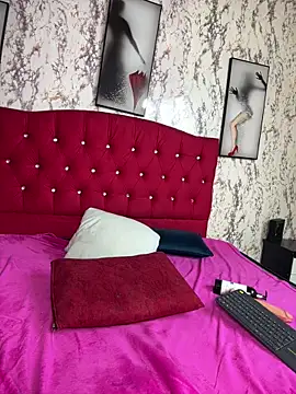 Chat +18 de Larissa_Antonella ao vivo