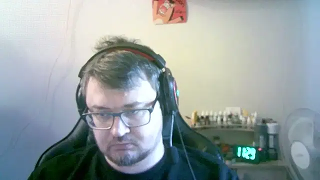 SirAbuser – Live XXX-chat