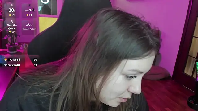 XNirvanaX Chat XXX in diretta