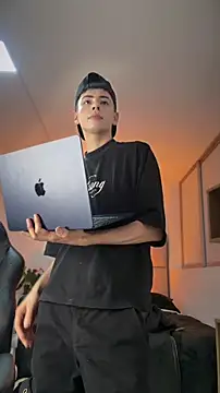 Sebastian_Reed 现场XXX聊天