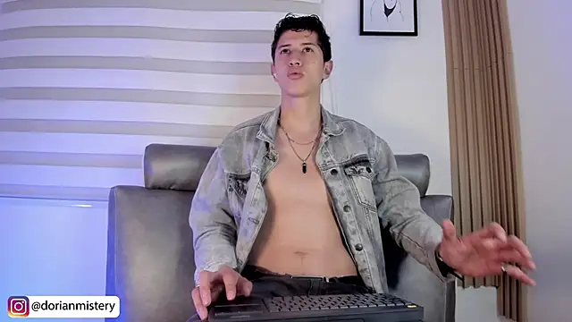 Dorianmistery2322_ Chat XXX live