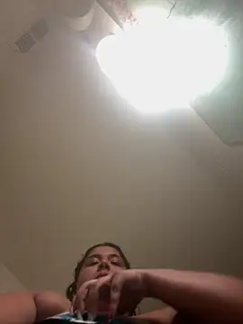 1n0nlythroat 即時 XXX 聊天