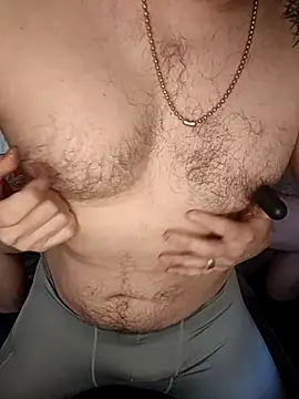 Pokazy przed kamerką – Titilouonlyf69