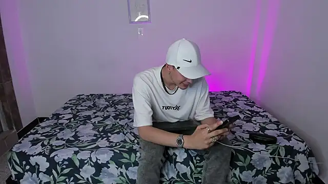 Vlad__nightのライブXXXチャット